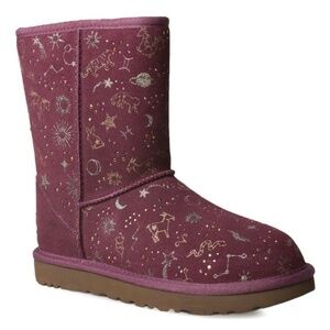 Like NEW Ugg Classic Zodiac Short Boots Wild Grape Sz11